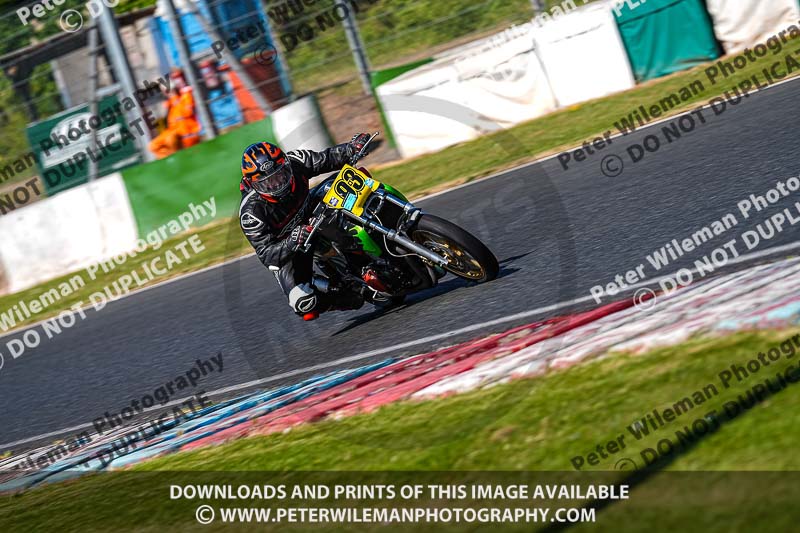 enduro digital images;event digital images;eventdigitalimages;mallory park;mallory park photographs;mallory park trackday;mallory park trackday photographs;no limits trackdays;peter wileman photography;racing digital images;trackday digital images;trackday photos